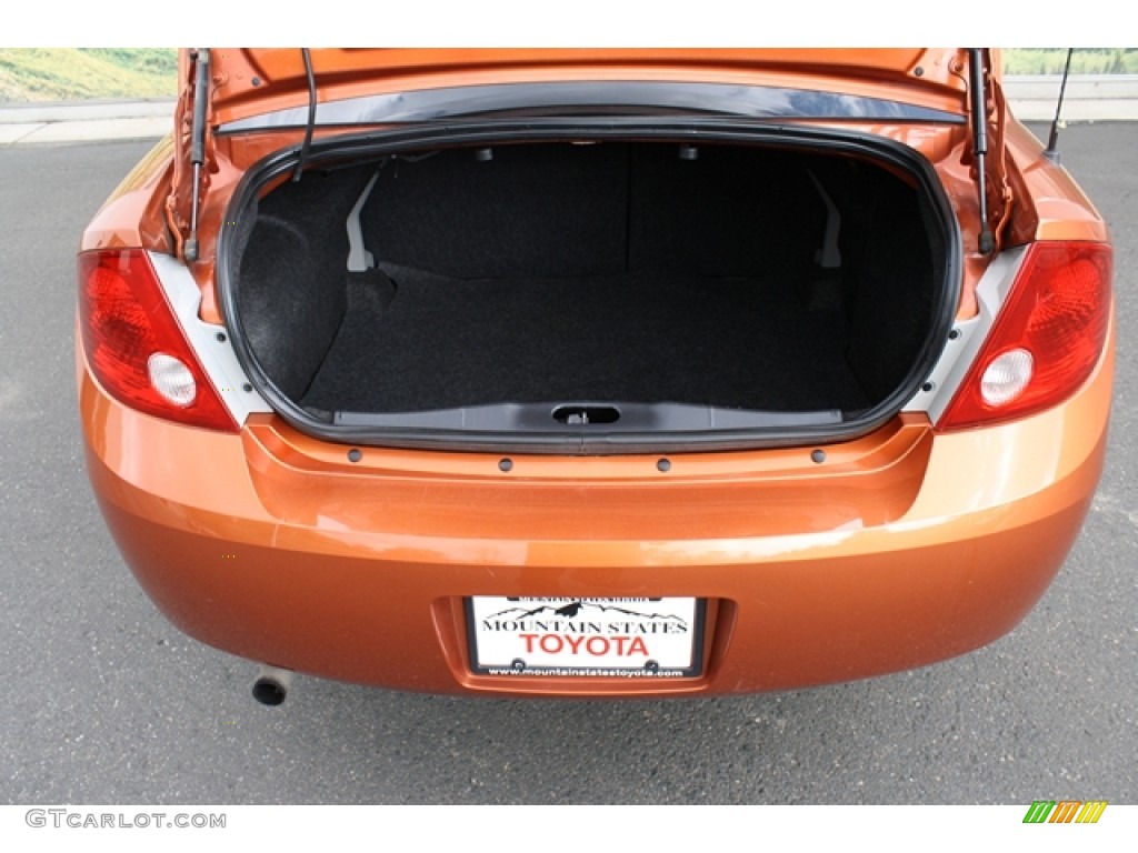 2007 Cobalt LT Sedan - Sunburst Orange Metallic / Gray photo #17