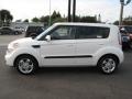 2010 Clear White Kia Soul +  photo #6