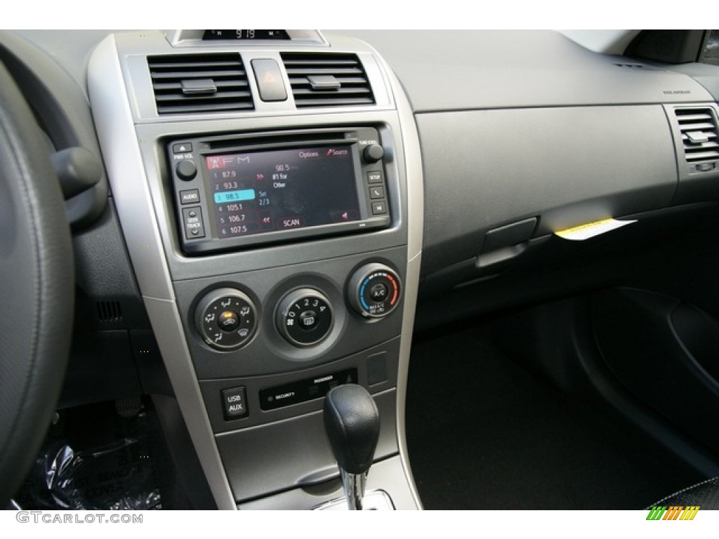 2013 Corolla S - Classic Silver Metallic / Dark Charcoal photo #6