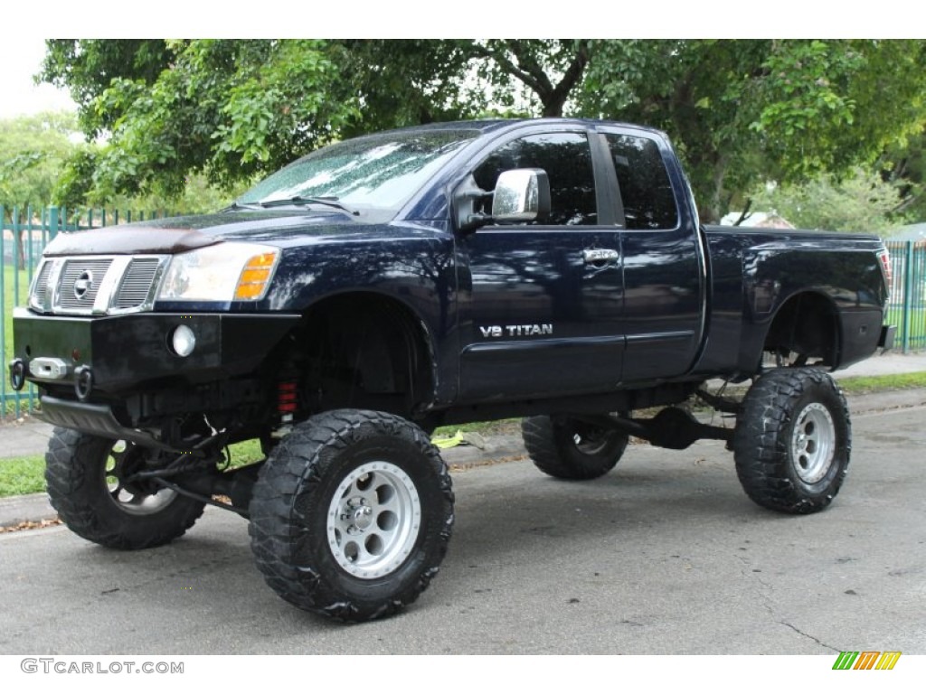 2006 Titan LE King Cab 4x4 - Deep Water Blue / Steel Gray photo #2