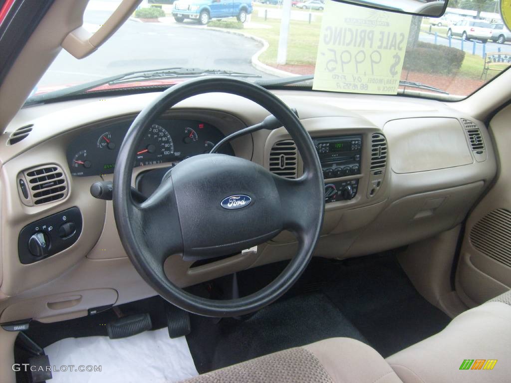 2004 F150 XL Heritage Regular Cab - Bright Red / Heritage Medium Parchment photo #15