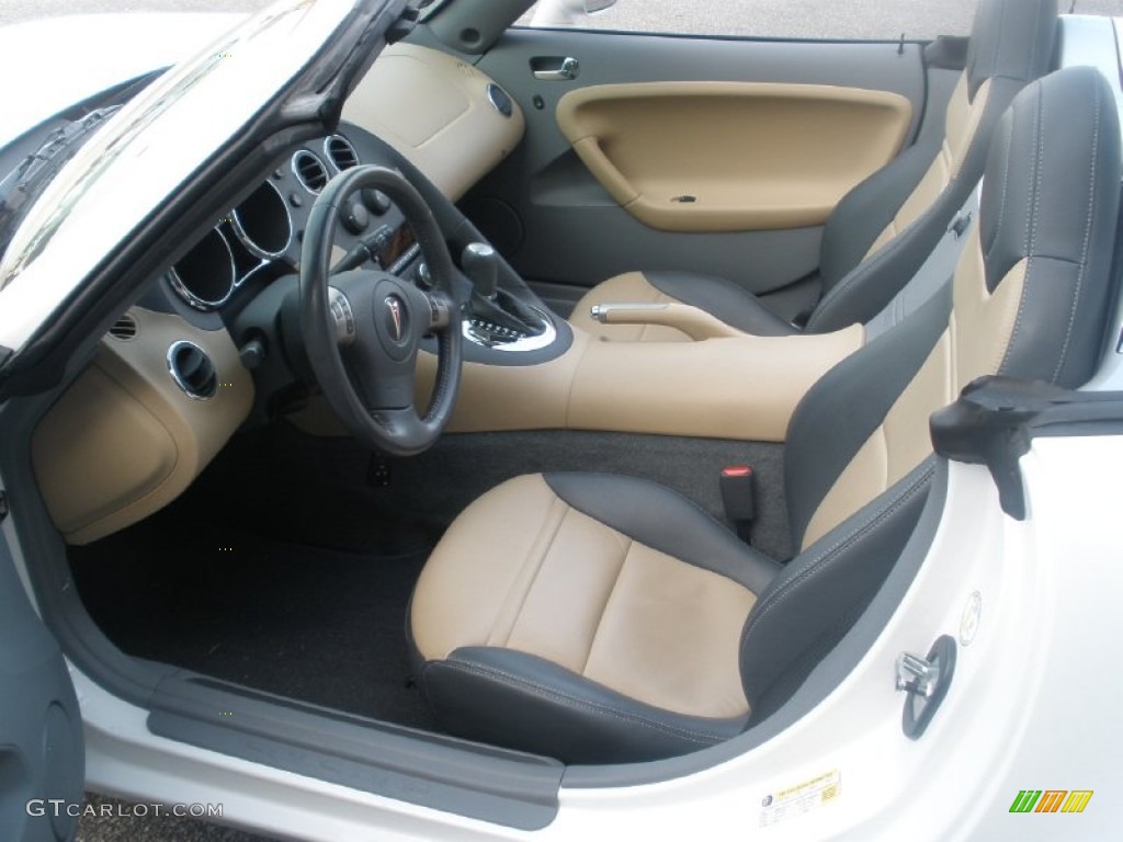 Steel/Sand Interior 2007 Pontiac Solstice Roadster Photo #71475701