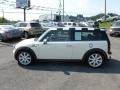 Pepper White - Cooper S Clubman Photo No. 4