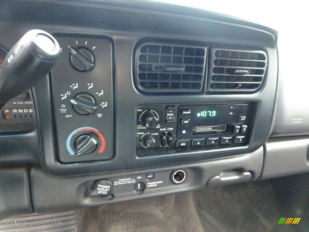 1999 Dodge Dakota R/T Sport Regular Cab Controls Photos