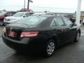 Black - Camry LE Photo No. 4