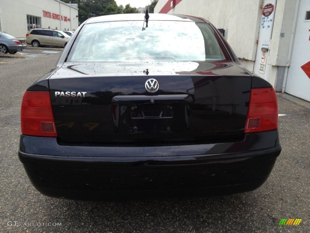 2000 Passat GLS 1.8T Sedan - Black Magic / Black photo #5