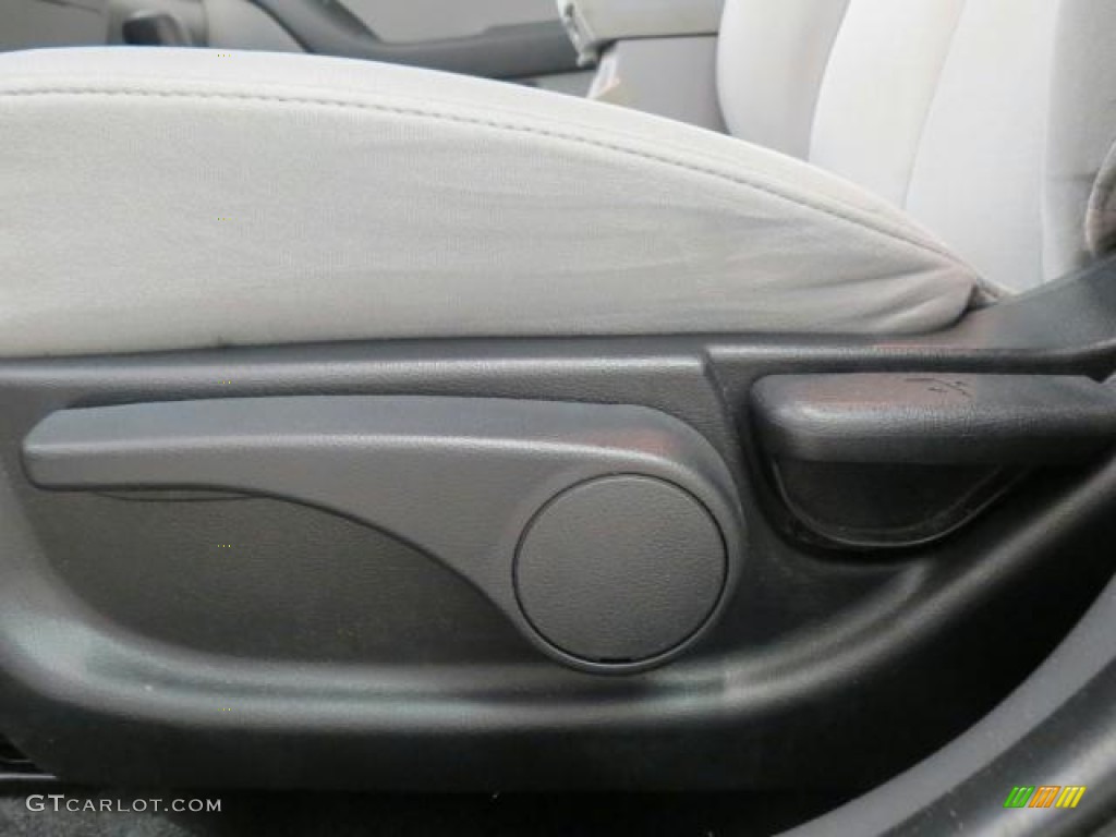 2009 Elantra GLS Sedan - Quicksilver / Gray photo #9