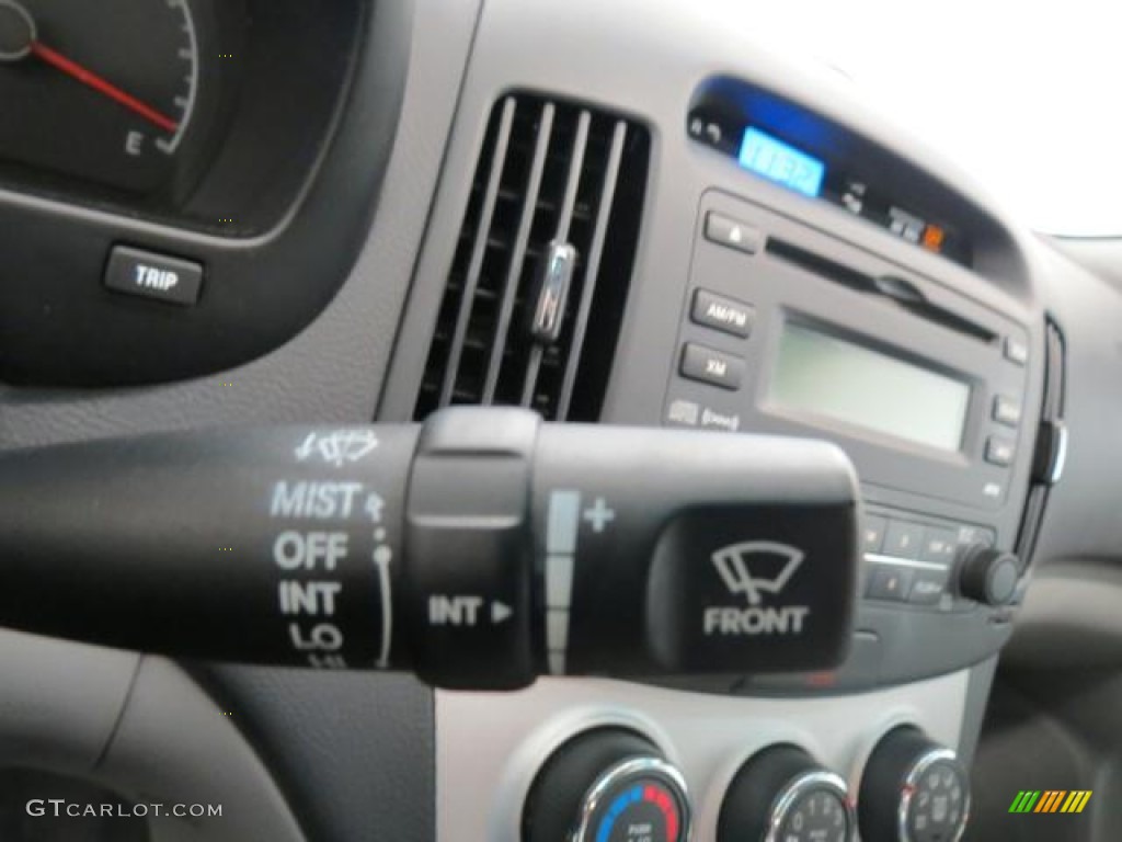 2009 Elantra GLS Sedan - Quicksilver / Gray photo #21