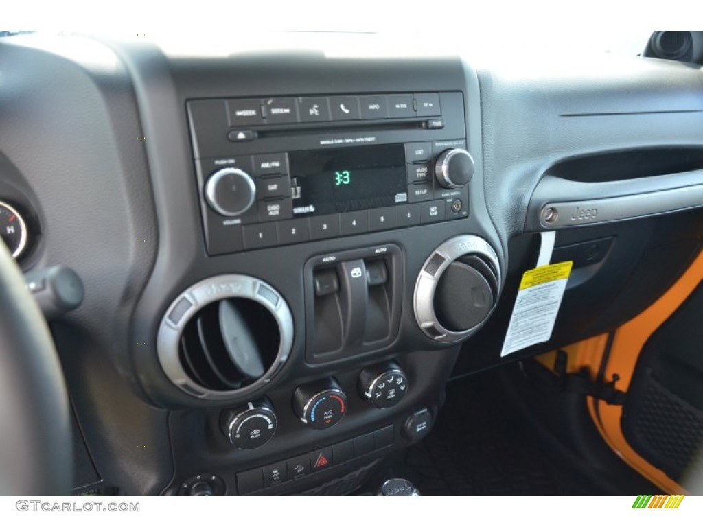 2012 Wrangler Sport 4x4 - Crush Orange / Black photo #23