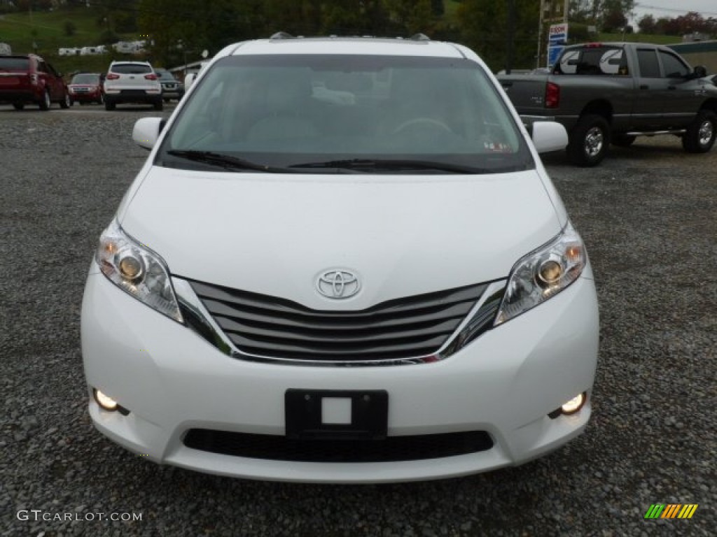 2011 Sienna Limited AWD - Super White / Light Gray photo #2