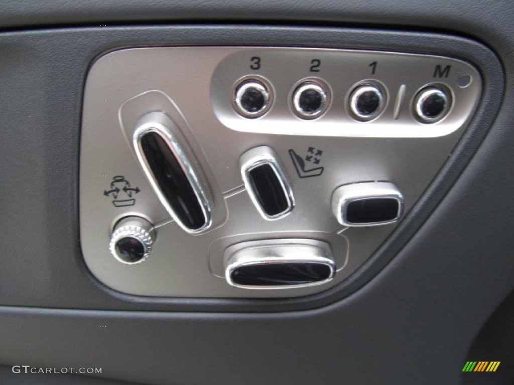 2011 Jaguar XK XKR Coupe Controls Photo #71490872
