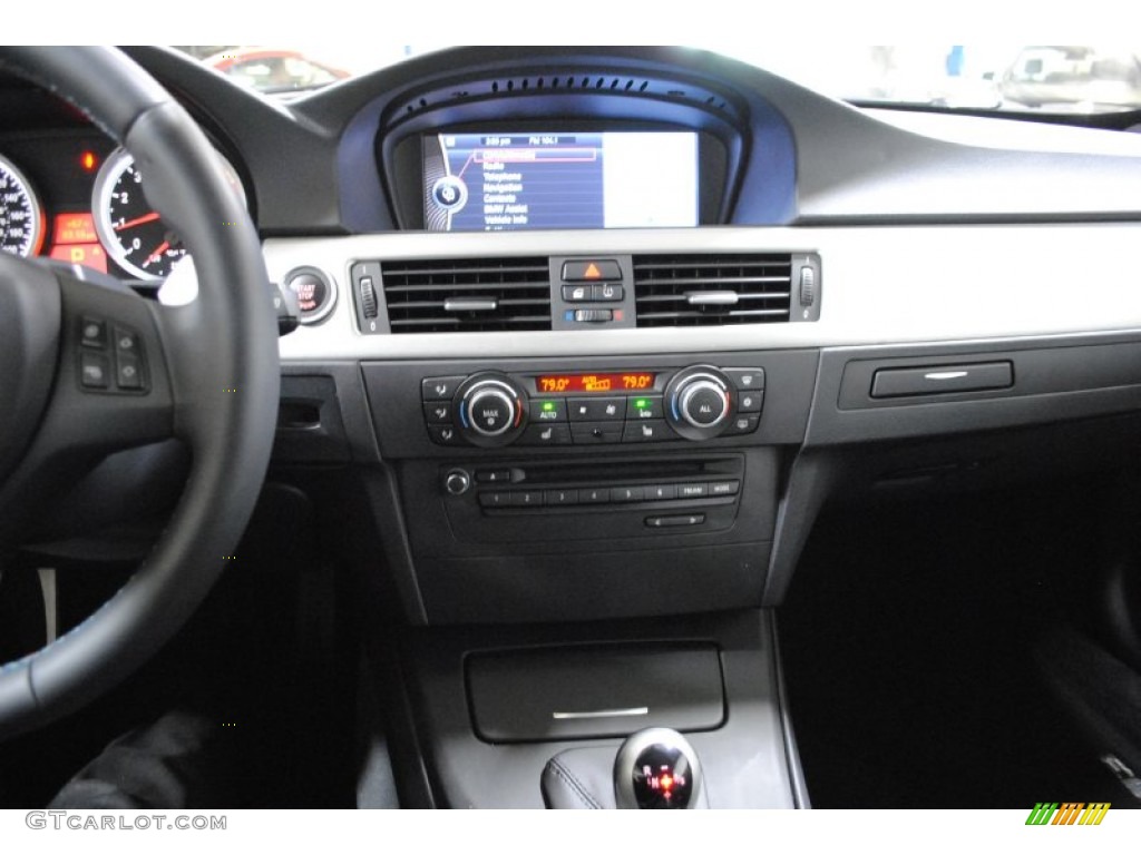 2011 BMW M3 Convertible Controls Photo #71491390