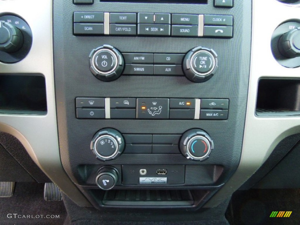 2011 Ford F150 XLT SuperCrew 4x4 Controls Photo #71496589