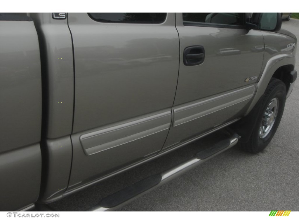 2003 Silverado 2500HD LS Extended Cab 4x4 - Light Pewter Metallic / Dark Charcoal photo #27