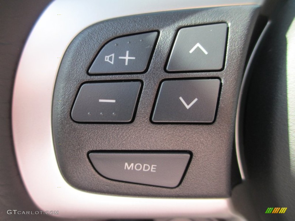 2013 Mitsubishi Lancer Evolution GSR Controls Photo #71510461