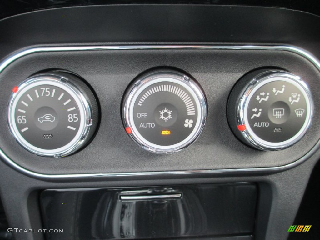 2013 Mitsubishi Lancer Evolution MR Controls Photo #71510771