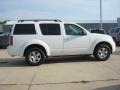 Avalanche White - Pathfinder S Photo No. 3