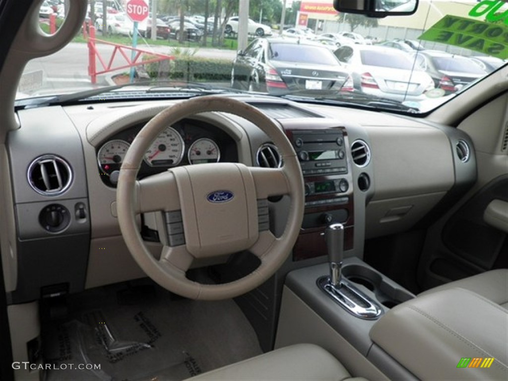 2006 F150 Lariat SuperCab - Smokestone Metallic / Tan photo #34