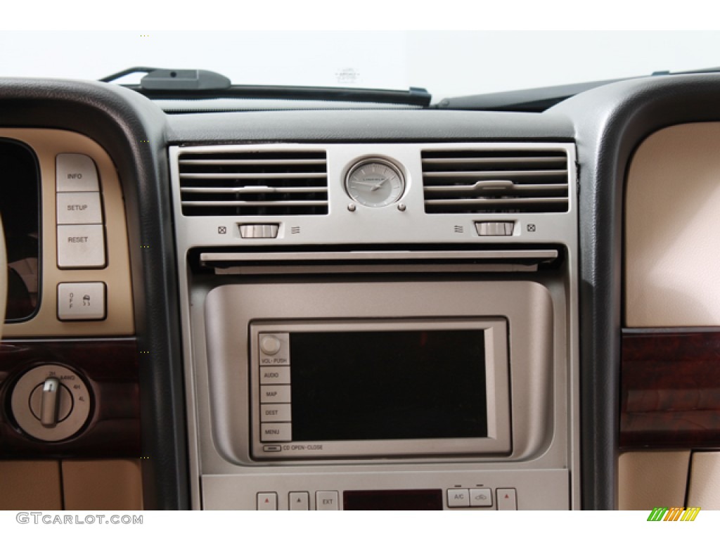 2005 Lincoln Navigator Ultimate 4x4 Controls Photo #71514839