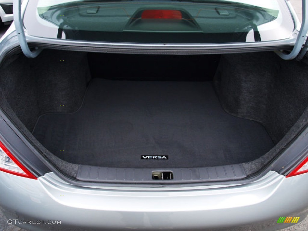 2012 Nissan Versa 1.6 SV Sedan Trunk Photo #71515316