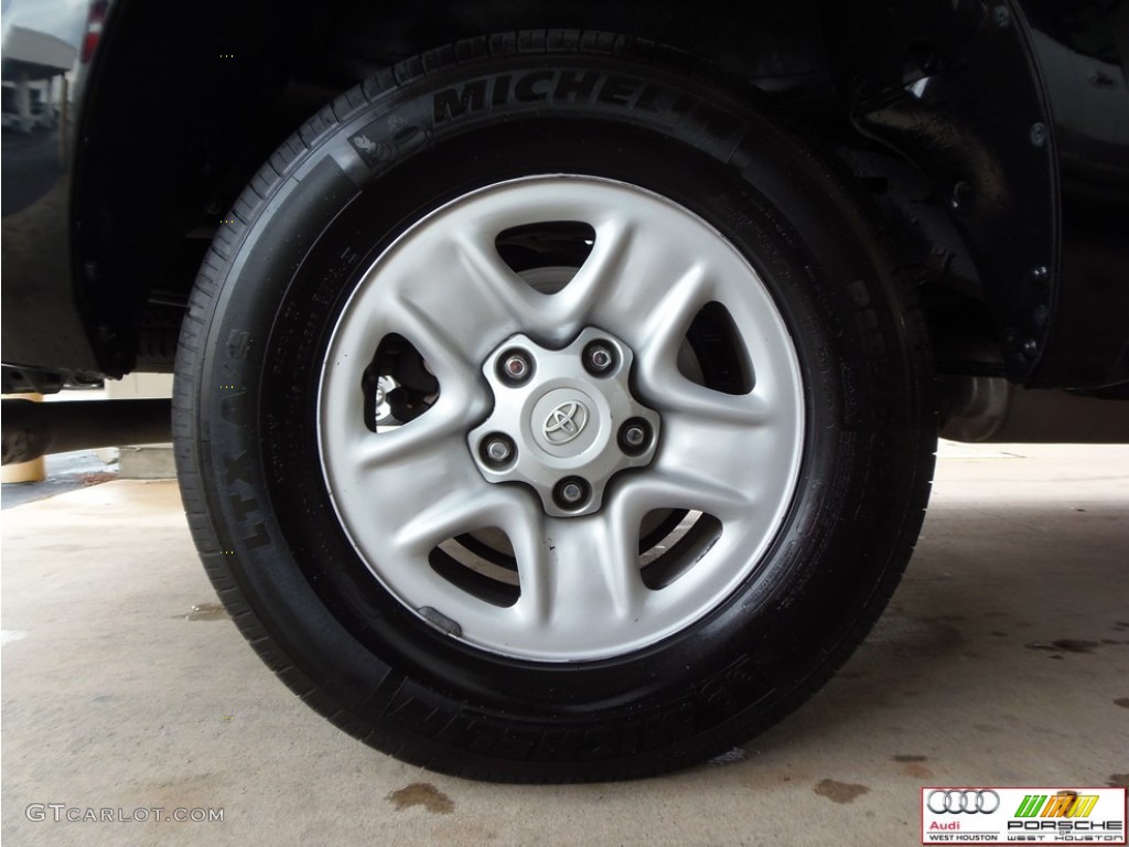 2010 Tundra CrewMax - Black / Sand Beige photo #25