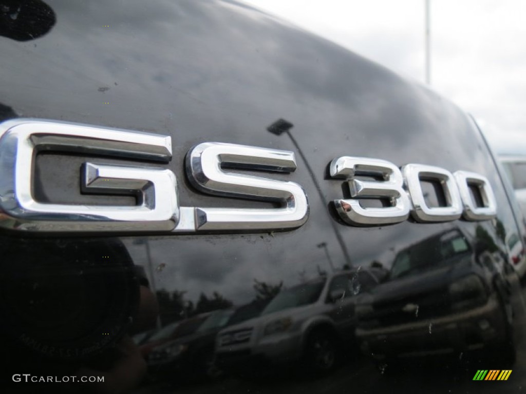 2004 Lexus GS 300 Marks and Logos Photos