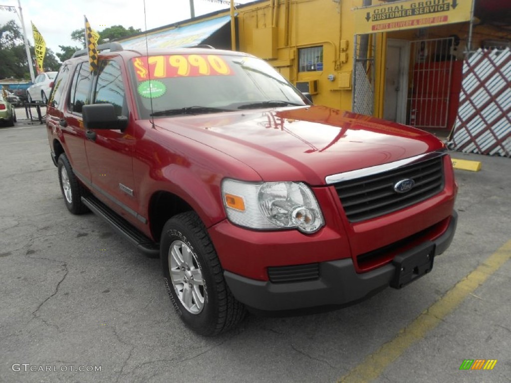 2006 Explorer XLS - Redfire Metallic / Camel photo #6