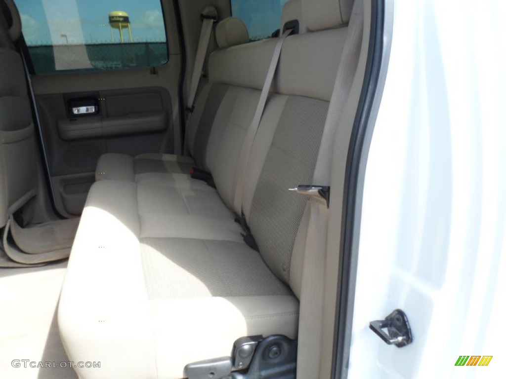 2006 F150 XLT SuperCrew 4x4 - Oxford White / Tan photo #24