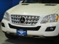 Arctic White - ML 350 4Matic Photo No. 4