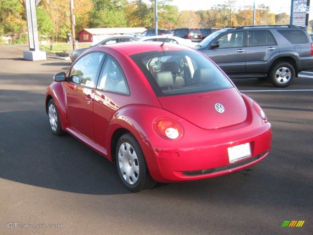 2010 New Beetle 2.5 Coupe - Salsa Red / Black photo #3