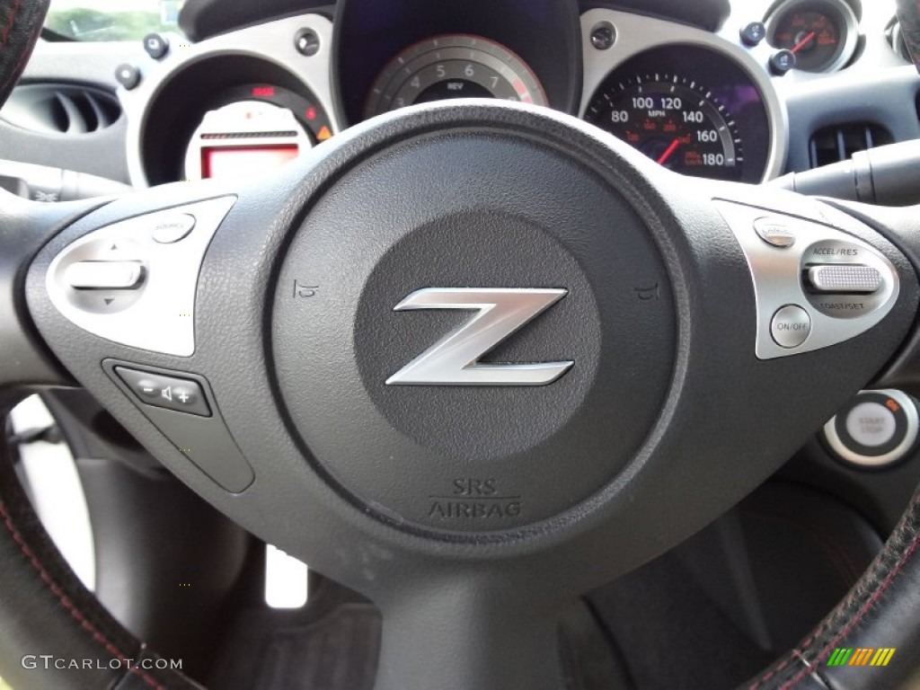 2010 Nissan 370Z NISMO Coupe Controls Photo #71520719