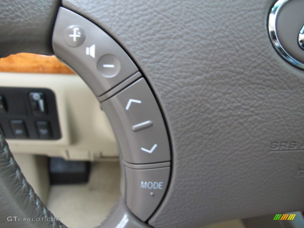 2004 Lexus GX 470 Controls Photo #71520735