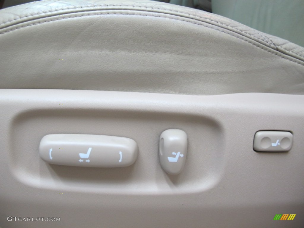 2004 Lexus GX 470 Controls Photo #71520770