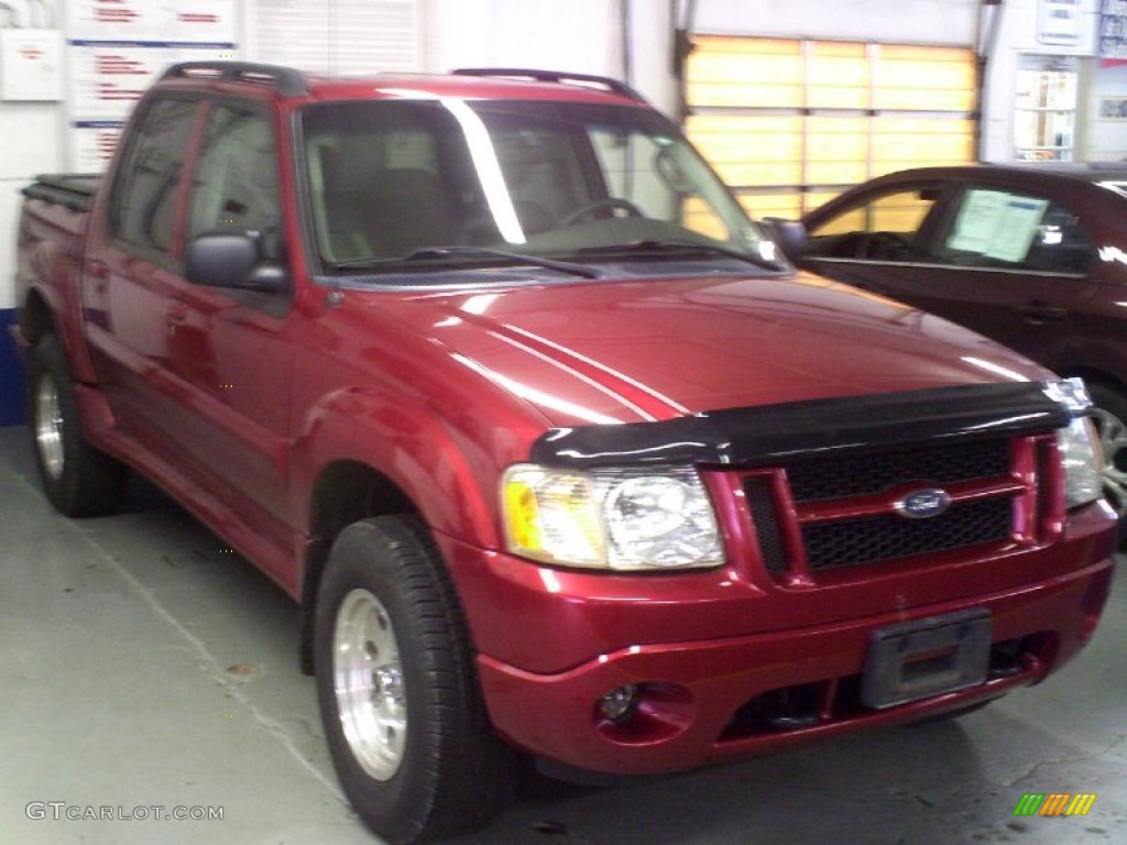 2004 Explorer Sport Trac XLT 4x4 - Red Fire Metallic / Medium Dark Flint/Dark Flint photo #2