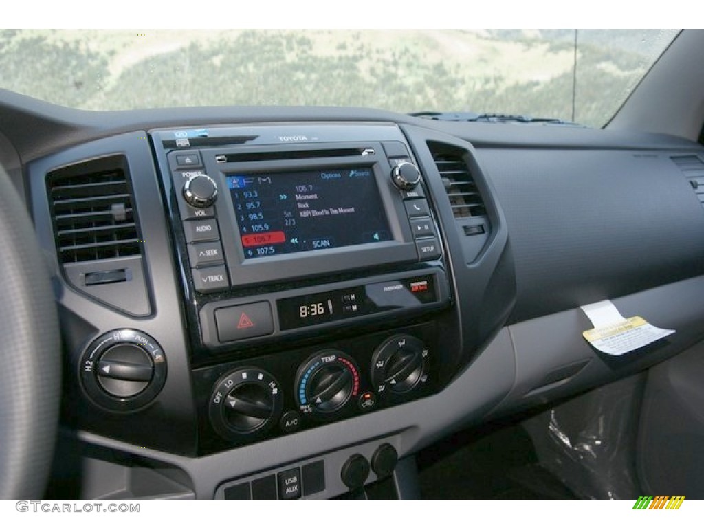 2013 Toyota Tacoma Access Cab 4x4 Controls Photo #71523326