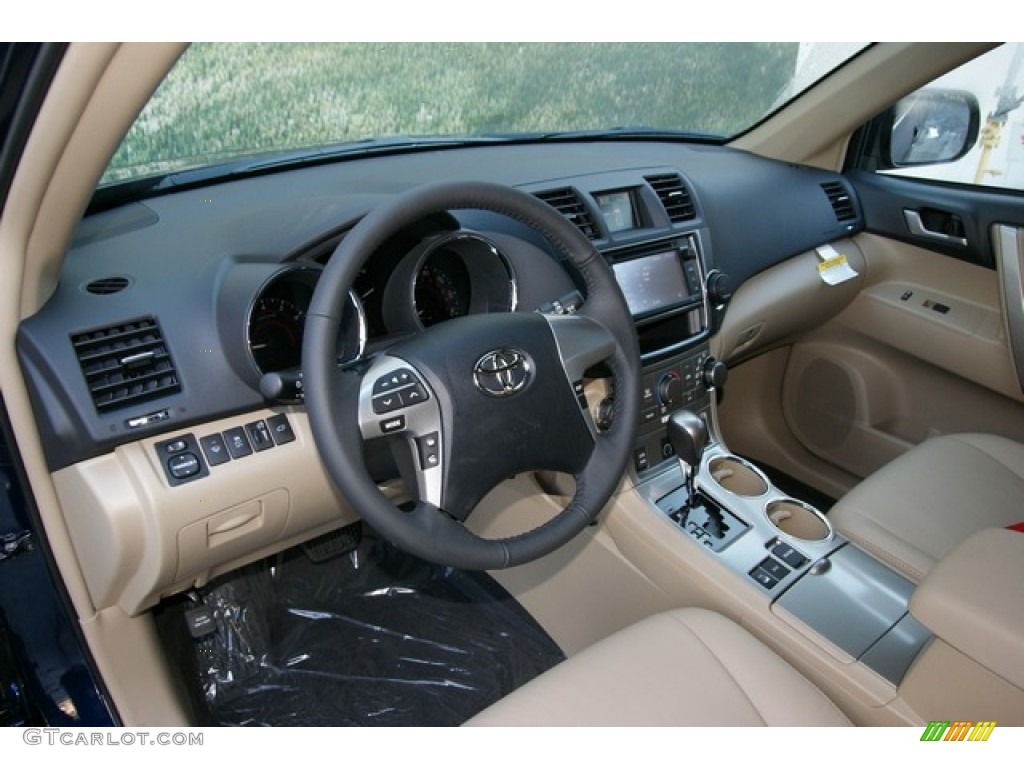 Sand Beige Interior 2013 Toyota Highlander SE 4WD Photo #71523515