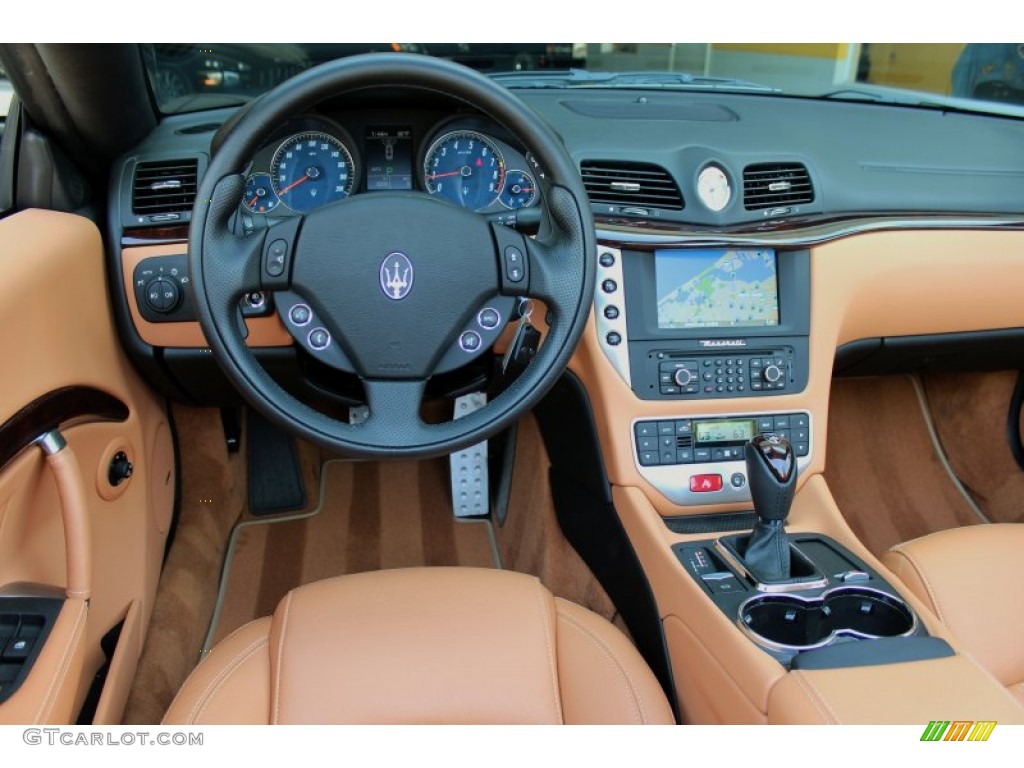 2010 Maserati GranTurismo Convertible GranCabrio Cuoio Dashboard Photo #71526247