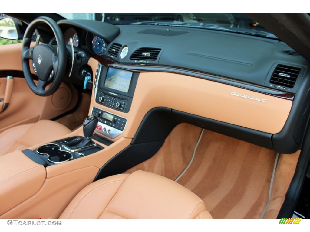 2010 Maserati GranTurismo Convertible GranCabrio Cuoio Dashboard Photo #71526274