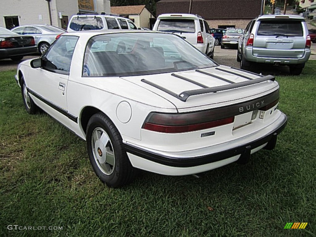 Arctic White 1989 Buick Reatta Coupe Exterior Photo #71528641