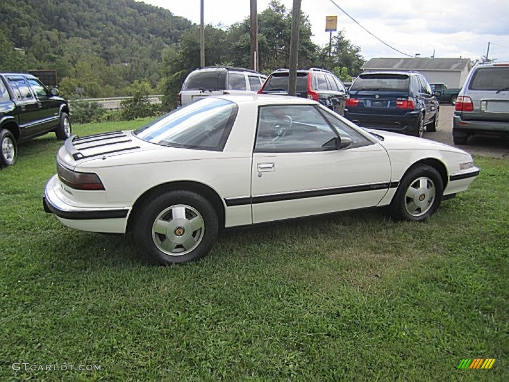 Arctic White 1989 Buick Reatta Coupe Exterior Photo #71528680