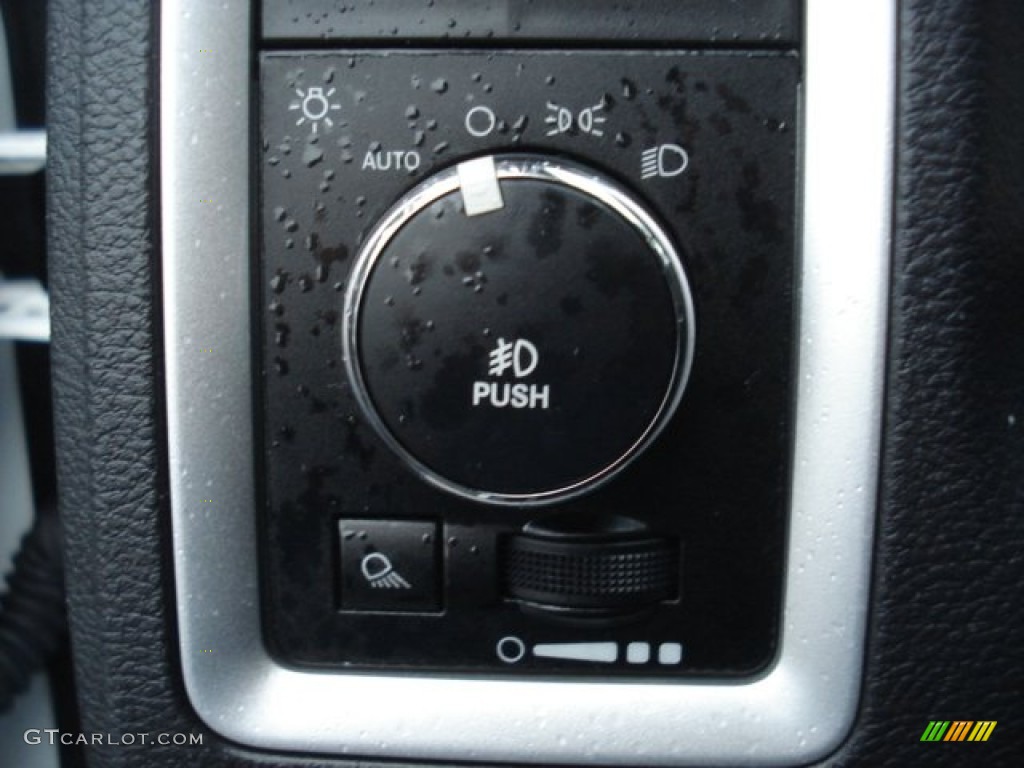 2010 Dodge Ram 1500 TRX4 Regular Cab 4x4 Controls Photos