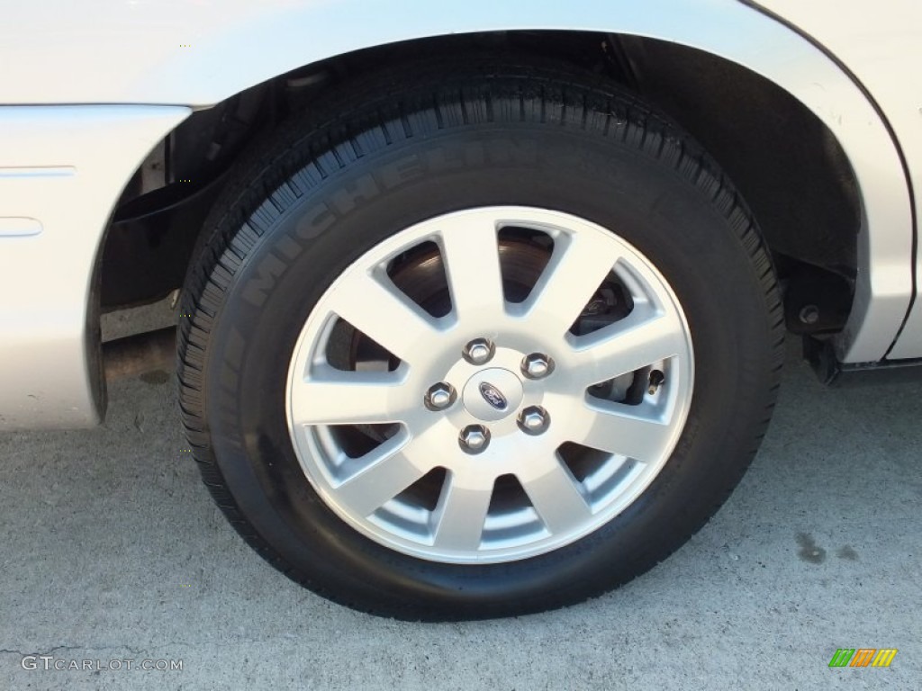 2007 Ford Crown Victoria LX Wheel Photo #71536065