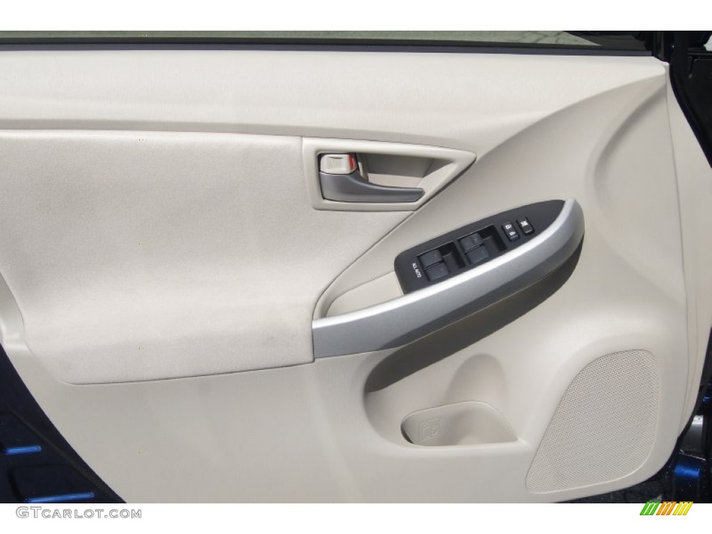 2012 Prius 3rd Gen Two Hybrid - Nautical Blue Metallic / Bisque photo #8