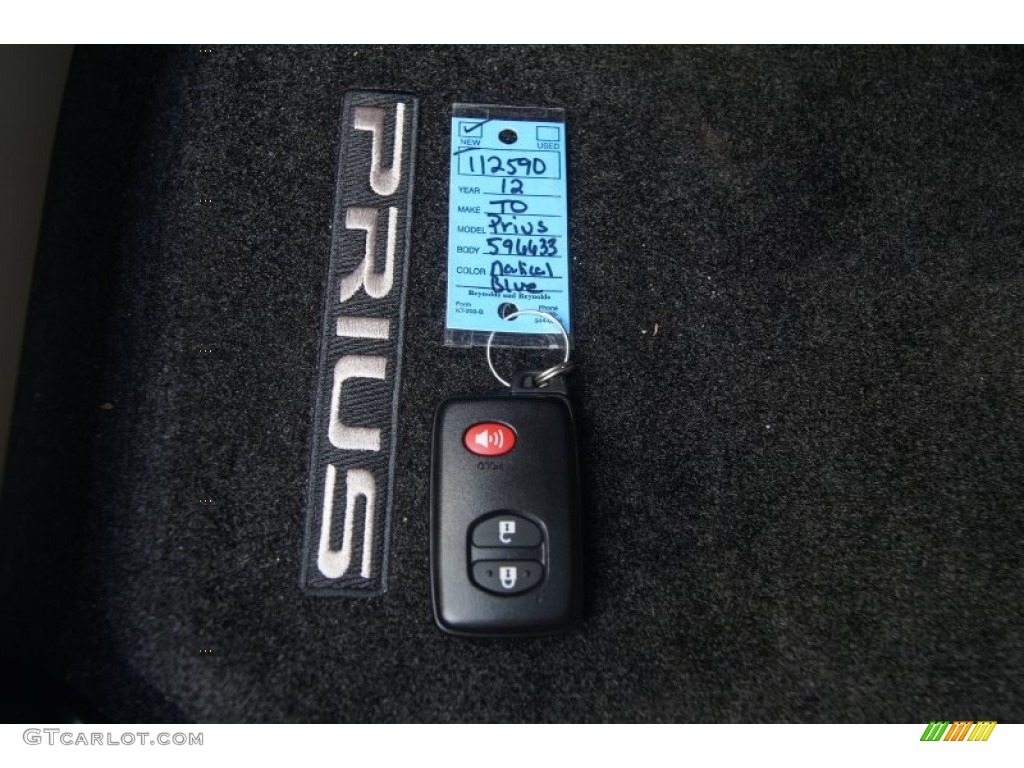 2012 Prius 3rd Gen Two Hybrid - Nautical Blue Metallic / Bisque photo #35
