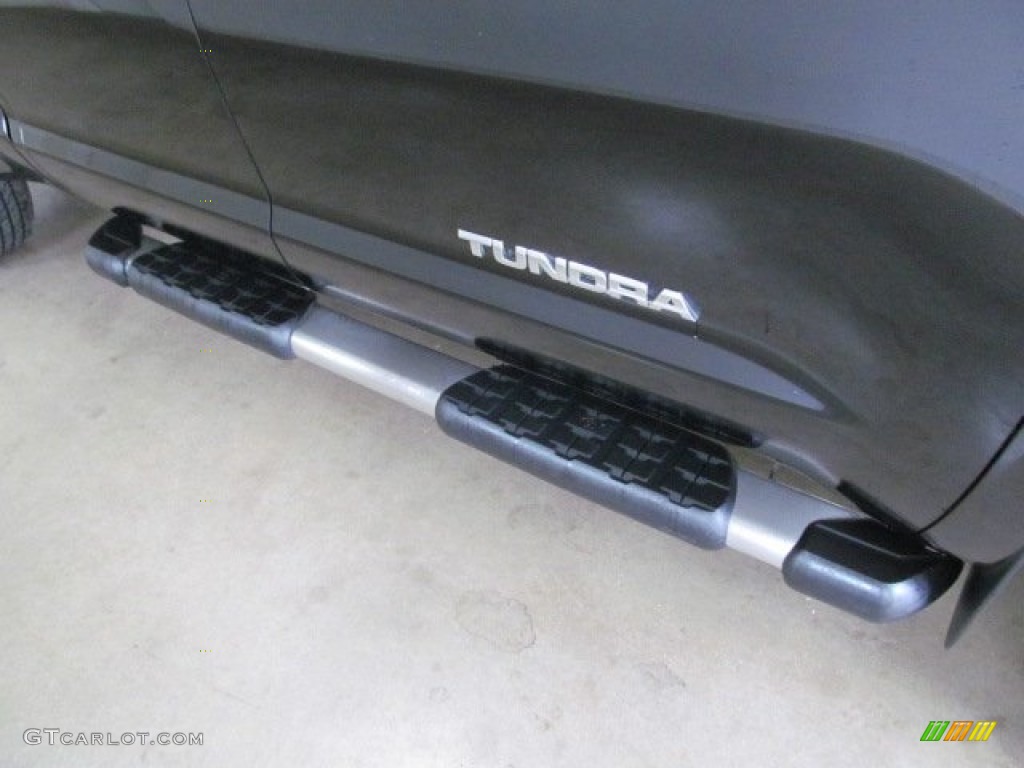 2011 Tundra Double Cab 4x4 - Black / Graphite Gray photo #6