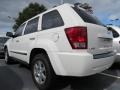 Stone White - Grand Cherokee Laredo Photo No. 2