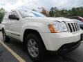 Stone White - Grand Cherokee Laredo Photo No. 4