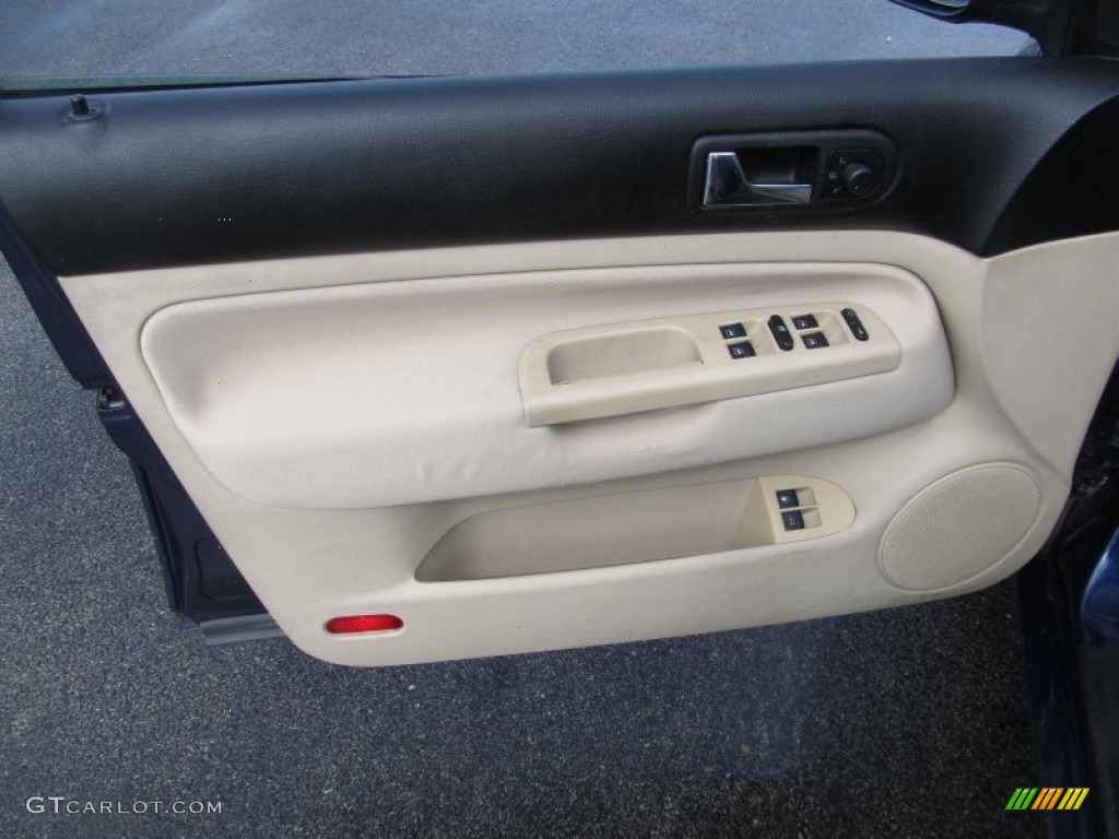 2004 Volkswagen Golf GLS 4 Door Door Panel Photos