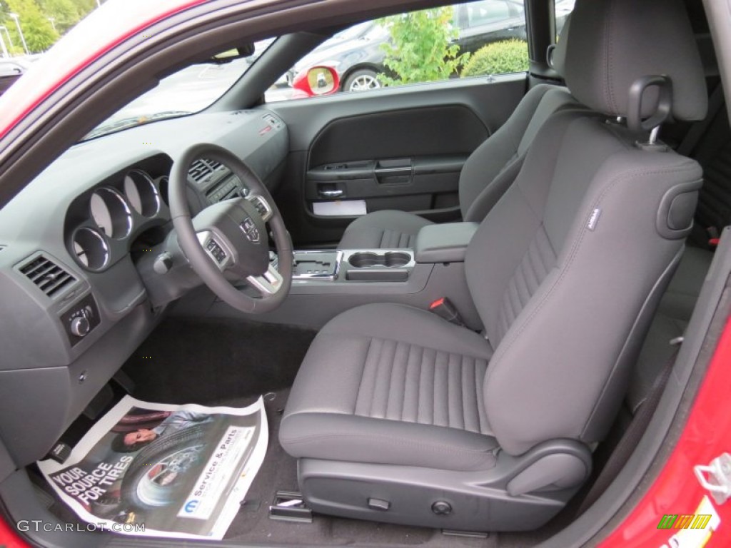 2013 Challenger SXT - Redline 3-Coat Pearl / Dark Slate Gray photo #6