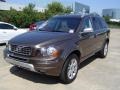 Front 3/4 View of 2013 XC90 3.2